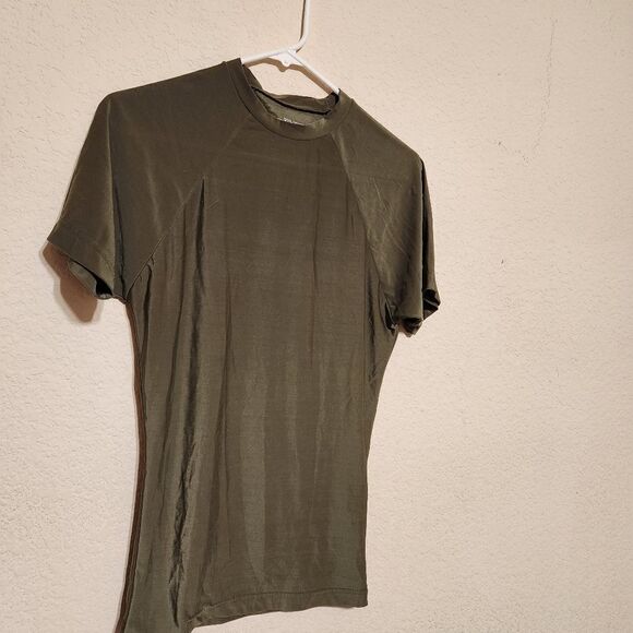 Mens green moisture control shirt marines - Picture 2 of 6